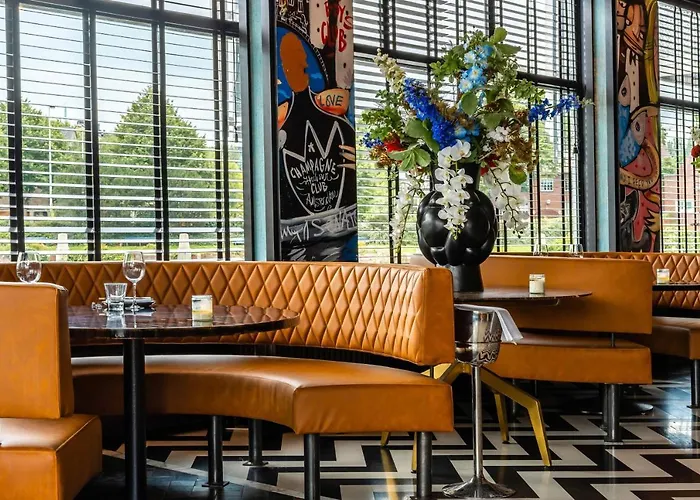 Apollo Amsterdam, A Tribute Portfolio Amsterdam