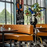 Apollo Amsterdam, A Tribute Portfolio Amsterdam