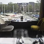 Apollo Amsterdam, A Tribute Portfolio 4* Amsterdam