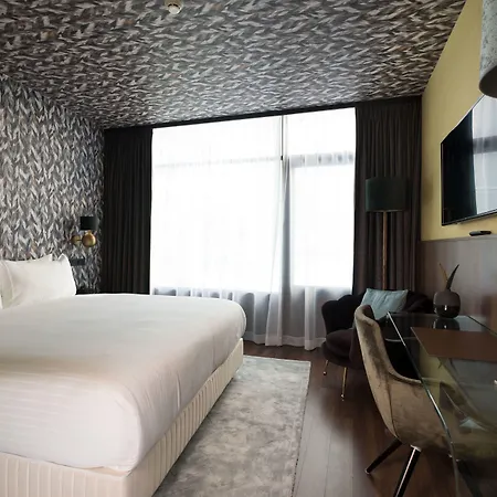 Apollo Amsterdam, A Tribute Portfolio 4*