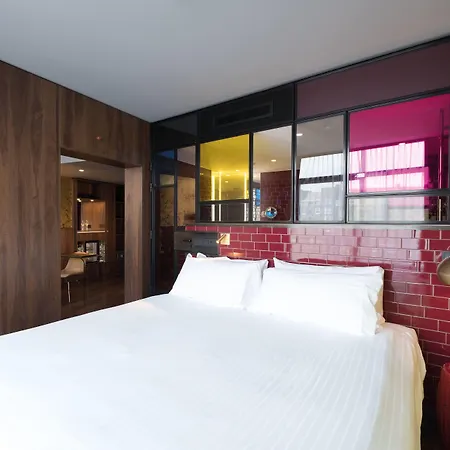 Apollo Amsterdam, A Tribute Portfolio 4* אמסטרדם