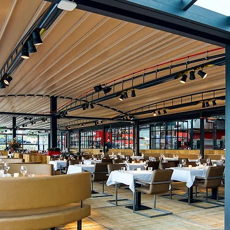 Apollo Amsterdam, A Tribute Portfolio אמסטרדם