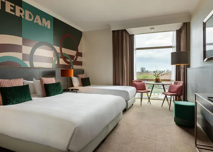 Apollo Amsterdam, A Tribute Portfolio アムステルダム