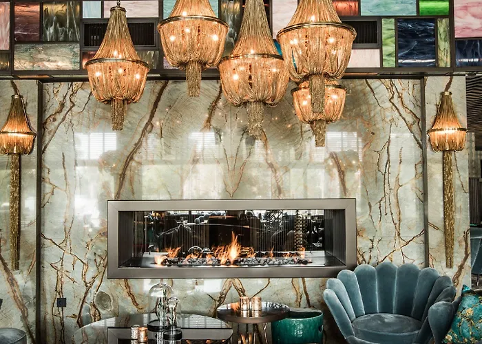 Apollo Amsterdam, A Tribute Portfolio アムステルダム