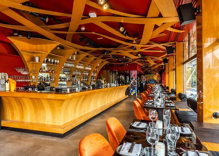 Apollo Amsterdam, A Tribute Portfolio アムステルダム