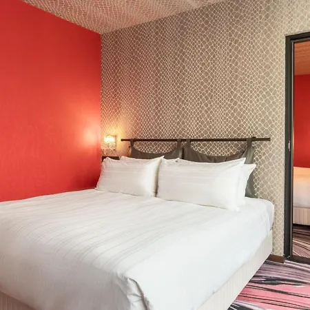 Apollo Amsterdam, A Tribute Portfolio Hotell 4*