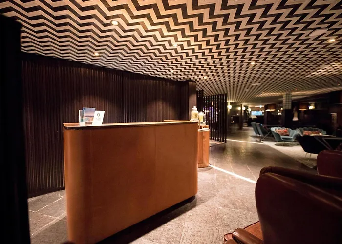 Apollo Amsterdam, A Tribute Portfolio 4* Amsterdam